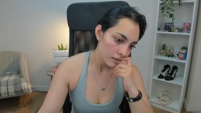 _BellaEvans_ webcam