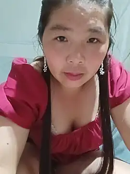 quynhkoolbae webcam