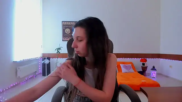 Ellina_Star webcam