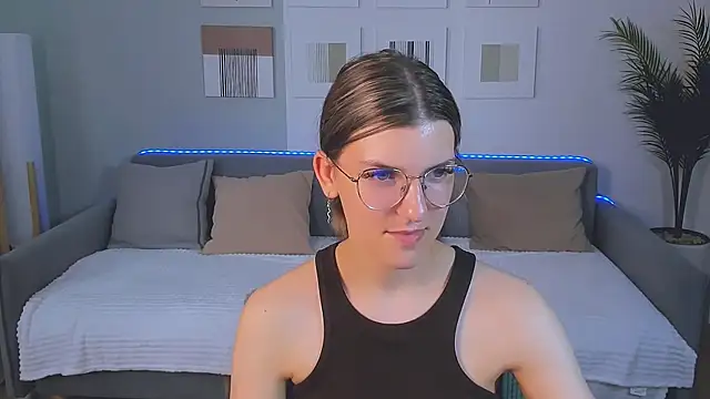 AnnaThorne webcam
