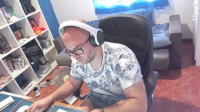 ravingr4d4 webcam