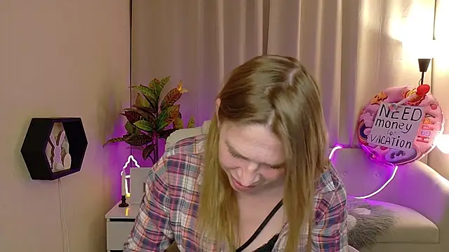 TessaDaybreak webcam