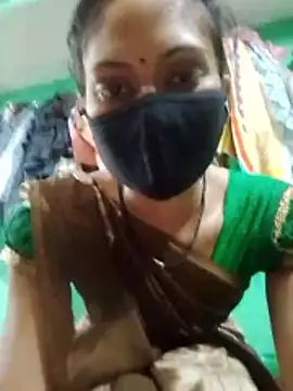 hashmukhi12 - Hashmukhi12's free webcam - UK Sex Cams