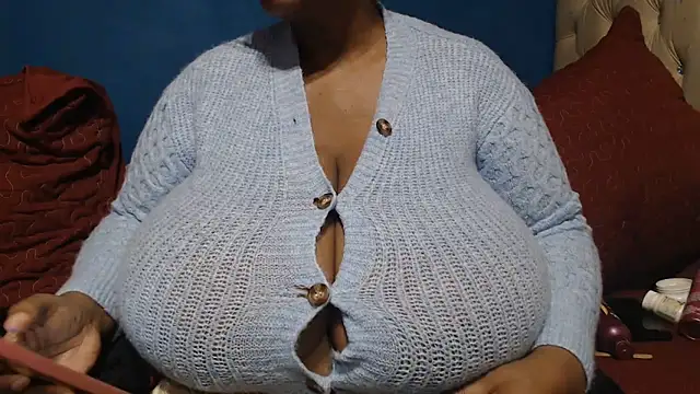 cutefirmmelonss - CUTEFIRMMELONSS's free webcam - UK Sex Cams