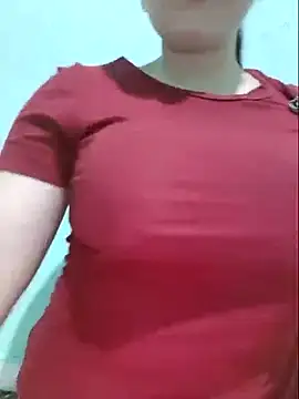 Shine_Mai webcam