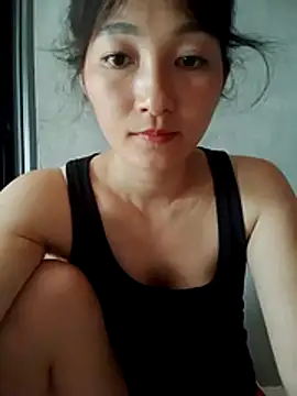 Asami_6868 webcam
