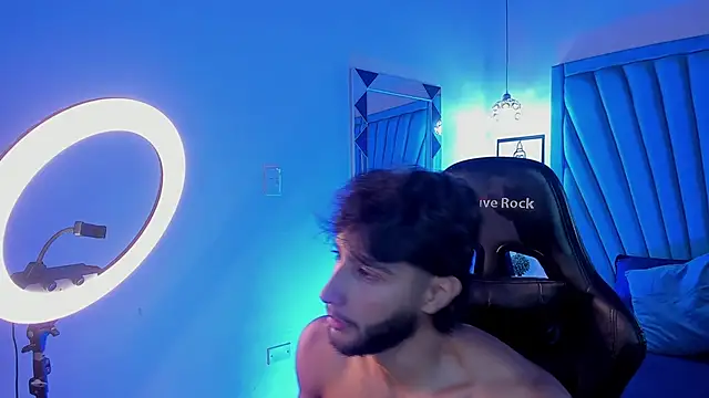 Emmet_CollinsJS webcam
