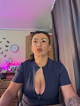 Hotangel75