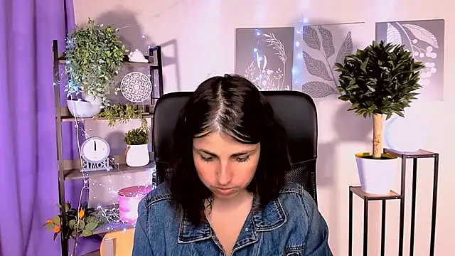 MartaEdams webcam