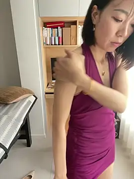fafade2588 (F milf) - 比基尼跳舞