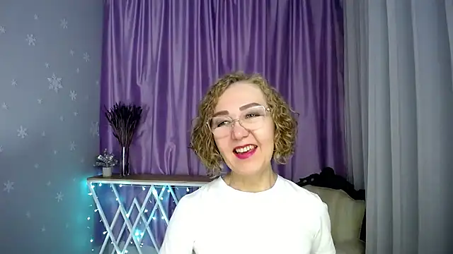 queen_a_n_i webcam