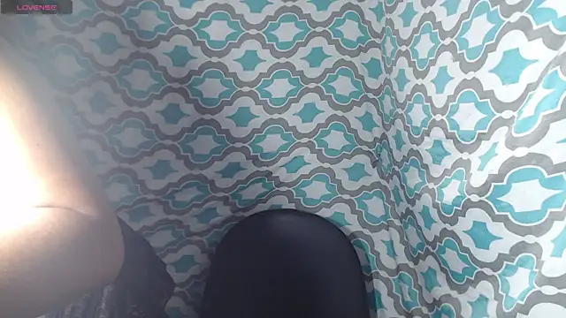 Clawdeen_gh webcam