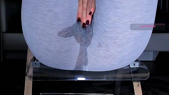 Cameltoe_squirt_inPants webcam