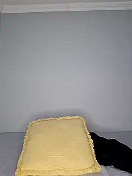 CertifiedhottieXOXO webcam