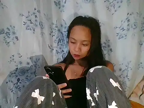 Asianpinay_Skinny1818 webcam