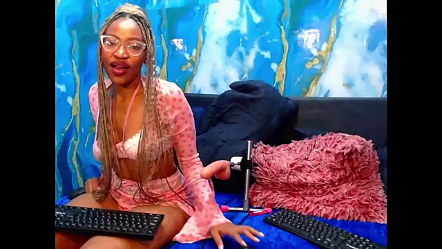 choclatelips_xxx (F milf) - plz help us reach our goal