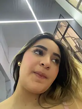 Antonella_Julieta webcam