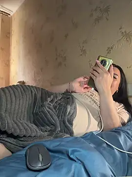 Naughtbaby_2025 webcam