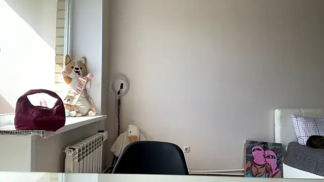 AlvinaMair webcam
