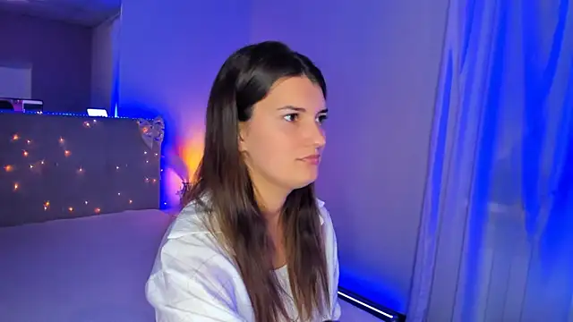 Laura_Leee webcam