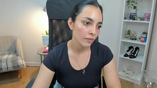 _BellaEvans_ webcam