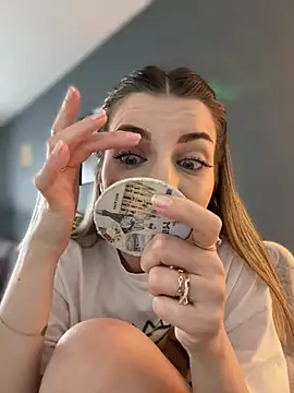 Mia_Ethan webcam