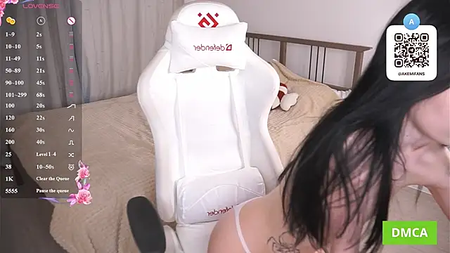 bombaleylo webcam