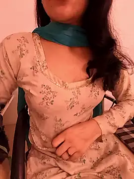 zoya_baby_ webcam