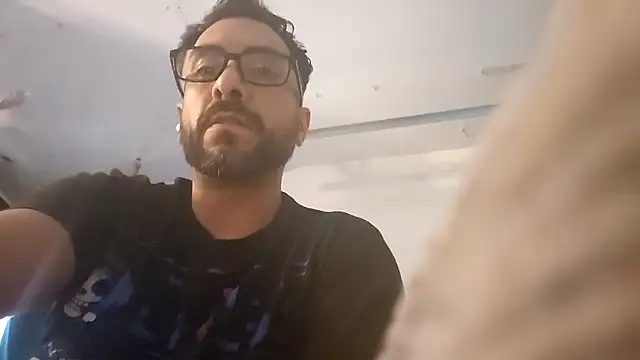 Forbidden_daddy live cam