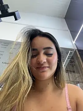 Antonella_Julieta webcam