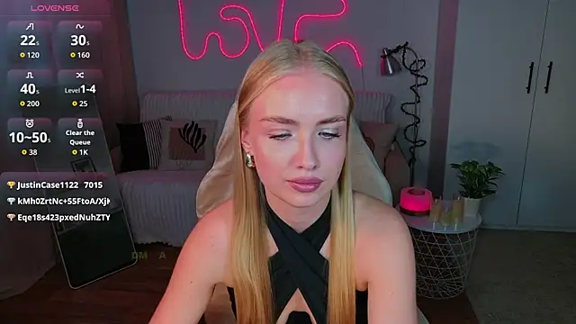TessaGrays webcam