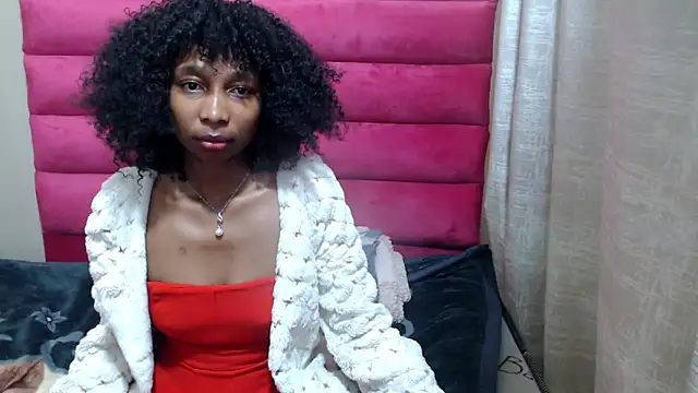 ExtraDoll webcam