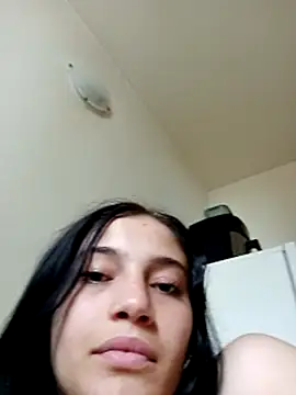 Virgin_Pussy_Love webcam
