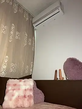 sabrinedivinee (F young) - MY FIRST GOALL! 😮 cum show