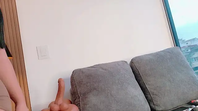 emily-Hornyy webcam
