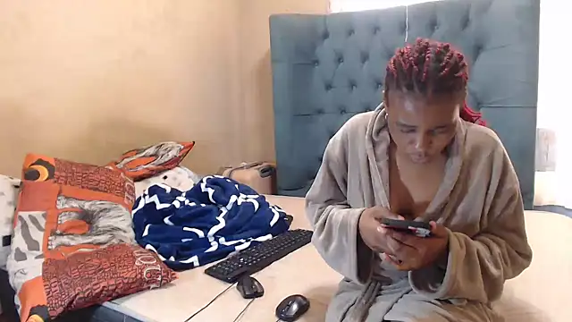 EbonyEssence webcam