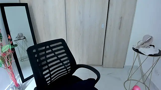 Adele_Sweett webcam