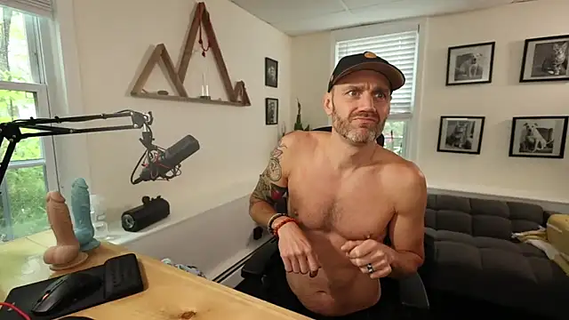 BradBronton live cam