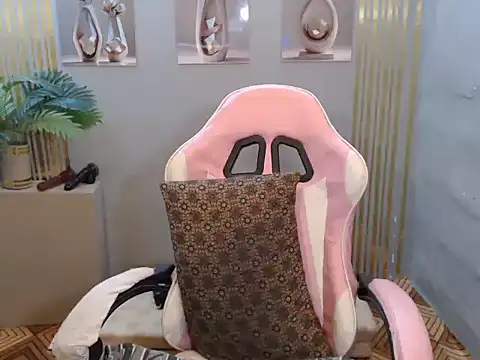 TsVelinda_Monroe webcam