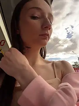 hiding-mila