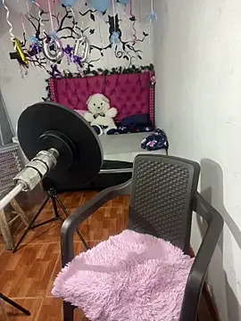 Kitty_Melodi webcam