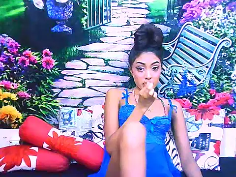 IndianPretty14u2Luv webcam
