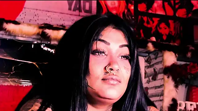 indian_dreamgirl webcam