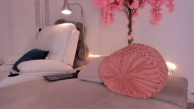 kitty_miaa webcam