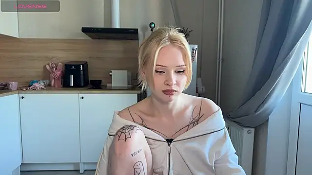 lisa_barbie webcam