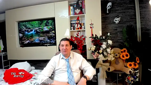 SpartacusDaddy48 webcam