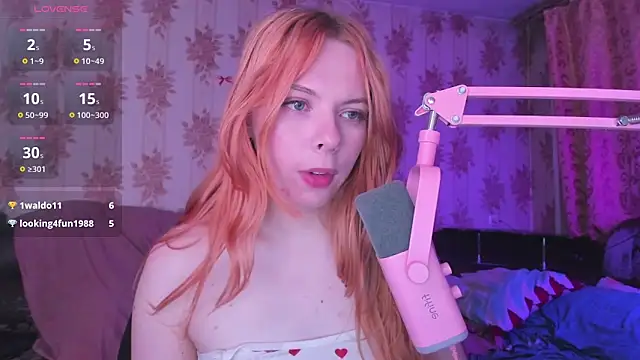 Cutie_Bambi webcam
