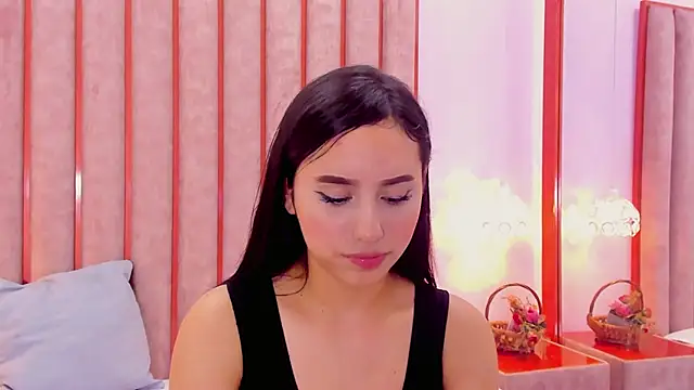 Zoe_Monrow webcam