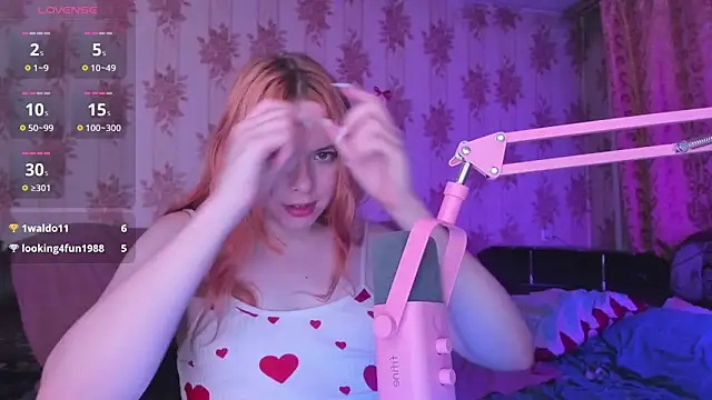 Cutie_Bambi webcam