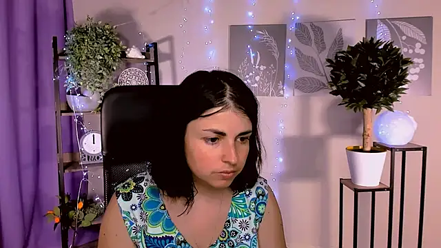 MartaEdams webcam